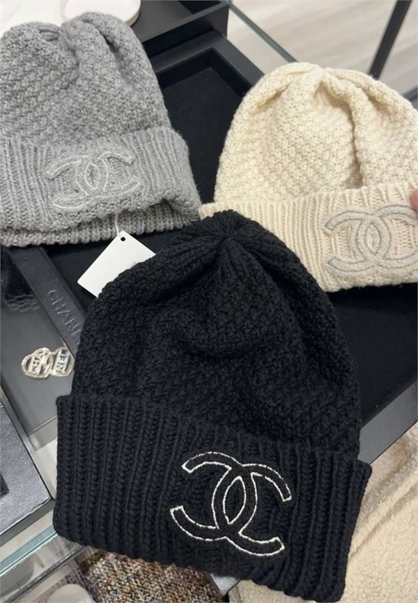 Шапка CHANEL кашемир 172529