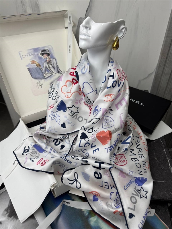 Платок CHANEL 173107