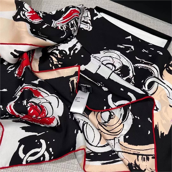 Платок CHANEL 100 % Шелк 173250