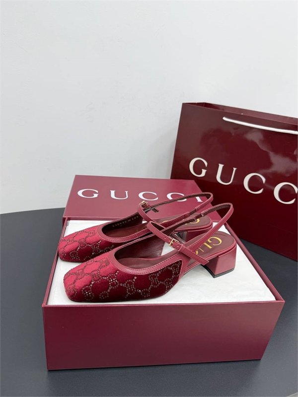Туфли GUCCI 173257