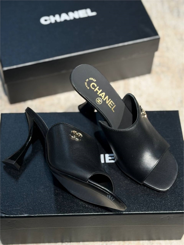 Босоножки CHANEL 173323