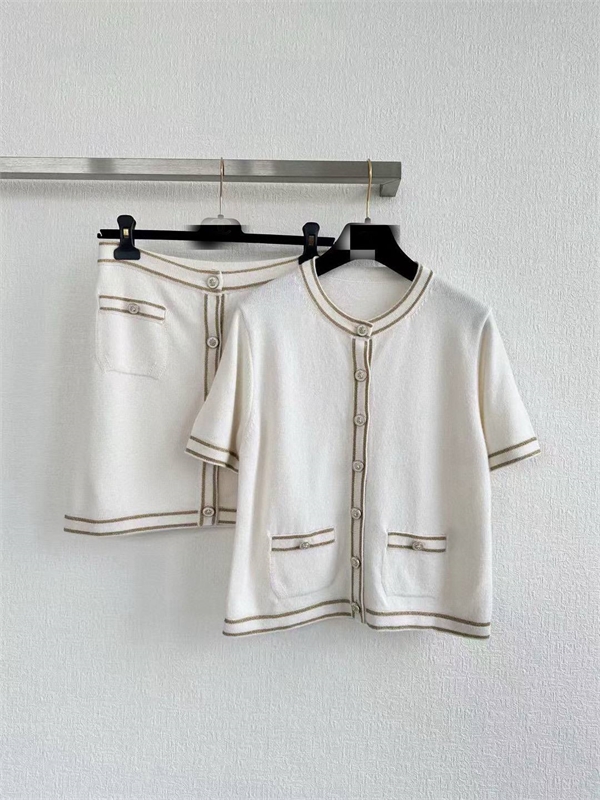 Костюм CHANEL 173719