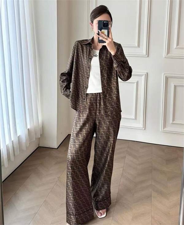 Костюм FENDI 174095