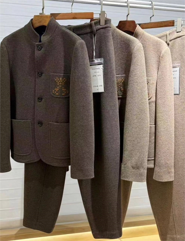 Костюм  кашемировый LORO PIANA 174144