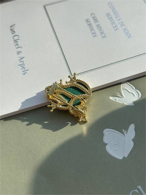 Брошь Van Cleef 174247