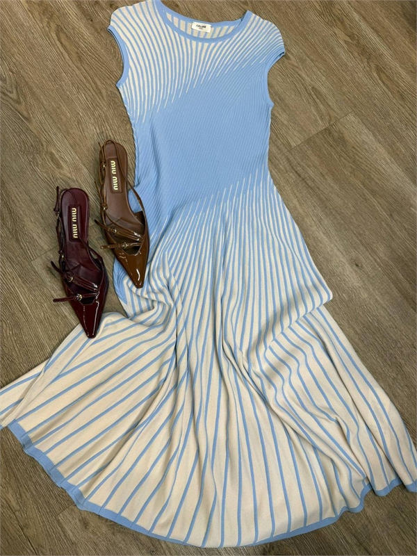 Платье CELINE 174497