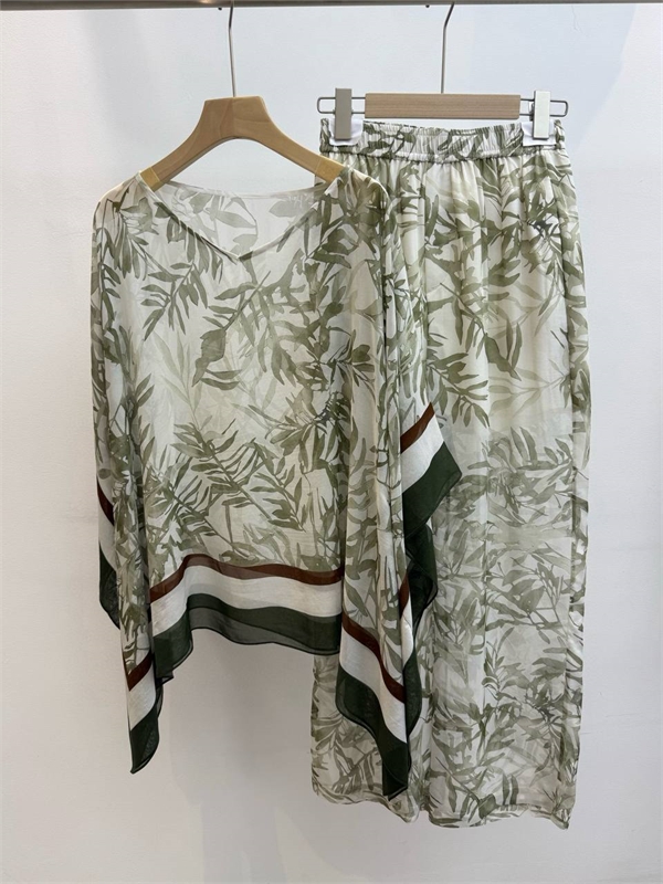 Костюм BRUNELLO CUCINELLI 175246