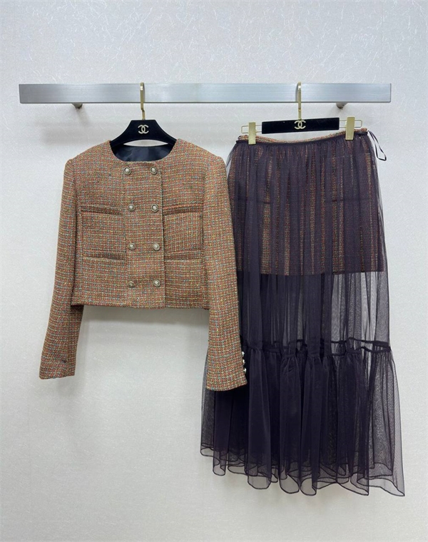 Костюм CHANEL 175360