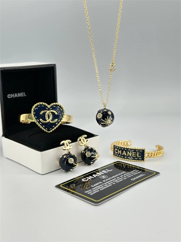 Кулон - шар CHANEL 179408