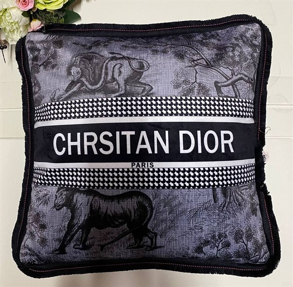 Наволочка на декоративную подушку Christian Dior BMS-82782 - фото 78824