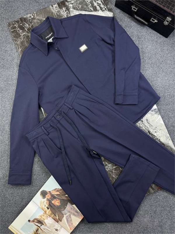 Прогулочный костюм D&G 103784 - фото 98127