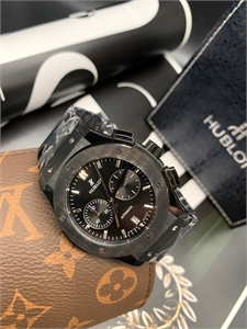 Часы HUBLOT 30570