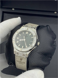 Часы HUBLOT 14356