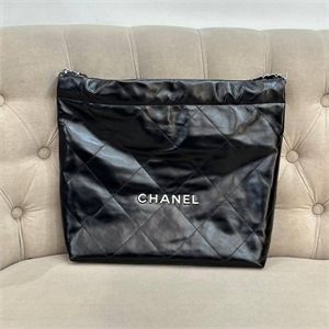 {{productViewItem.photos[photoViewList.activeNavIndex].Alt || productViewItem.photos[photoViewList.activeNavIndex].Description || 'Сумка CHANEL'}}