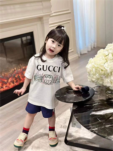 Футболка Gucci 25388