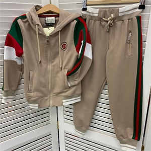 Спортивный костюм Gucci 21127