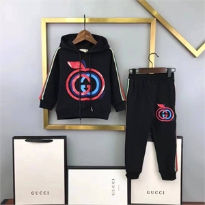 Спортивный костюм Gucci 4492