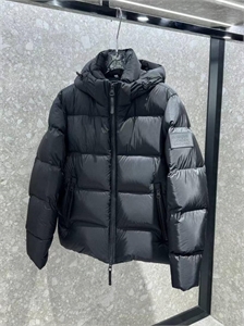 Пуховик Burberry 109791