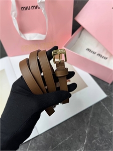 {{productViewItem.photos[photoViewList.activeNavIndex].Alt || productViewItem.photos[photoViewList.activeNavIndex].Description || 'Ремень MIU MIU'}}