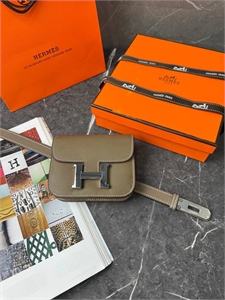 {{productViewItem.photos[photoViewList.activeNavIndex].Alt || productViewItem.photos[photoViewList.activeNavIndex].Description || 'Ремень HERMES'}}