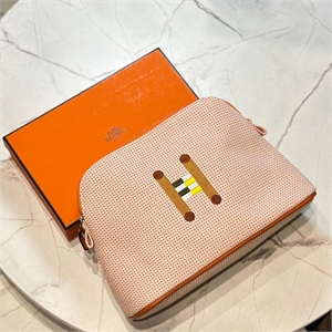 {{productViewItem.photos[photoViewList.activeNavIndex].Alt || productViewItem.photos[photoViewList.activeNavIndex].Description || 'Косметичка HERMES'}}