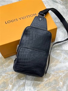 слинг Louis Vuitton из кожи крокодила 16010