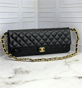 {{productViewItem.photos[photoViewList.activeNavIndex].Alt || productViewItem.photos[photoViewList.activeNavIndex].Description || 'Сумка CHANEL'}}