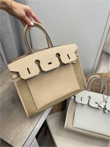 {{productViewItem.photos[photoViewList.activeNavIndex].Alt || productViewItem.photos[photoViewList.activeNavIndex].Description || 'Сумка Hermes Birkin 35 см'}}