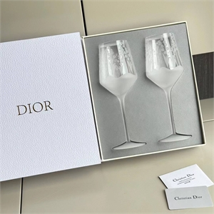 Пара фужеров Dior 70477