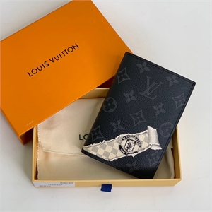 Обложка на паспорт LOUIS VUITTON 118577