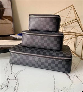 Косметичка LOUIS VUITTON 118608