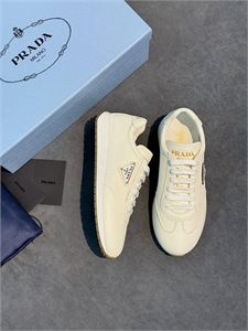 {{productViewItem.photos[photoViewList.activeNavIndex].Alt || productViewItem.photos[photoViewList.activeNavIndex].Description || 'Кроссовки PRADA'}}