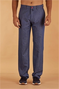 {{productViewItem.photos[photoViewList.activeNavIndex].Alt || productViewItem.photos[photoViewList.activeNavIndex].Description || 'Брюки kiton'}}