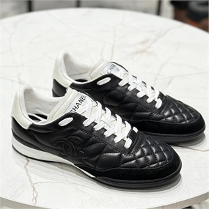 {{productViewItem.photos[photoViewList.activeNavIndex].Alt || productViewItem.photos[photoViewList.activeNavIndex].Description || 'Кроссовки CHANEL'}}