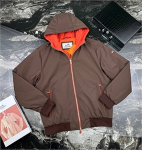 {{productViewItem.photos[photoViewList.activeNavIndex].Alt || productViewItem.photos[photoViewList.activeNavIndex].Description || 'Ветровка Hermes'}}