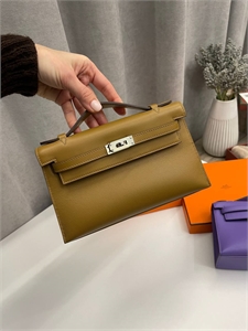 {{productViewItem.photos[photoViewList.activeNavIndex].Alt || productViewItem.photos[photoViewList.activeNavIndex].Description || 'Сумка  Hermes Kelly'}}