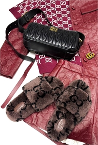 Тапочки GUCCI 121451