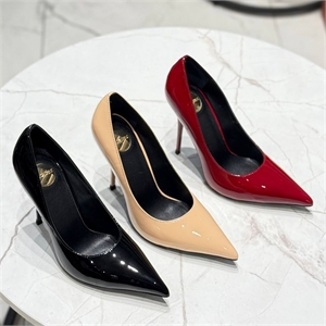 {{productViewItem.photos[photoViewList.activeNavIndex].Alt || productViewItem.photos[photoViewList.activeNavIndex].Description || 'Туфли YSL'}}