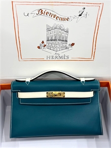 {{productViewItem.photos[photoViewList.activeNavIndex].Alt || productViewItem.photos[photoViewList.activeNavIndex].Description || 'Сумка HERMES'}}