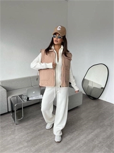{{productViewItem.photos[photoViewList.activeNavIndex].Alt || productViewItem.photos[photoViewList.activeNavIndex].Description || 'Костюм DIOR'}}
