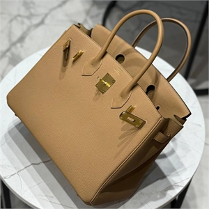 {{productViewItem.photos[photoViewList.activeNavIndex].Alt || productViewItem.photos[photoViewList.activeNavIndex].Description || 'Сумка HERMES'}}