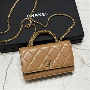 {{productViewItem.photos[photoViewList.activeNavIndex].Alt || productViewItem.photos[photoViewList.activeNavIndex].Description || 'Сумка CHANEL'}}