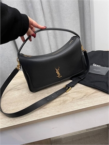 {{productViewItem.photos[photoViewList.activeNavIndex].Alt || productViewItem.photos[photoViewList.activeNavIndex].Description || 'Сумка YSL'}}