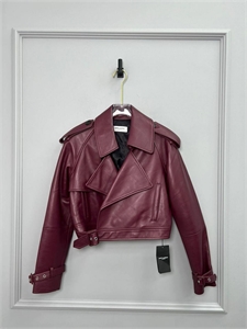 {{productViewItem.photos[photoViewList.activeNavIndex].Alt || productViewItem.photos[photoViewList.activeNavIndex].Description || 'Куртка YSL'}}
