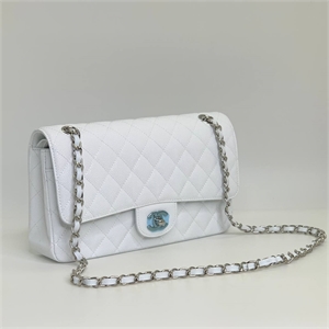 {{productViewItem.photos[photoViewList.activeNavIndex].Alt || productViewItem.photos[photoViewList.activeNavIndex].Description || 'Сумка CHANEL 25 см'}}