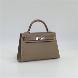{{productViewItem.photos[photoViewList.activeNavIndex].Alt || productViewItem.photos[photoViewList.activeNavIndex].Description || 'Сумка HERMES 19 см'}}