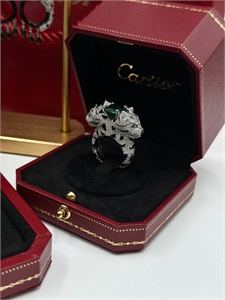 {{productViewItem.photos[photoViewList.activeNavIndex].Alt || productViewItem.photos[photoViewList.activeNavIndex].Description || 'Кольцо CARTIER Серебро 925 п'}}