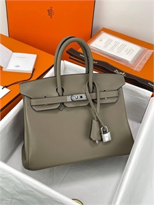{{productViewItem.photos[photoViewList.activeNavIndex].Alt || productViewItem.photos[photoViewList.activeNavIndex].Description || 'Сумка HERMES'}}