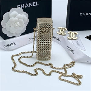 {{productViewItem.photos[photoViewList.activeNavIndex].Alt || productViewItem.photos[photoViewList.activeNavIndex].Description || 'Подвеска CHANEL'}}