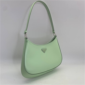 {{productViewItem.photos[photoViewList.activeNavIndex].Alt || productViewItem.photos[photoViewList.activeNavIndex].Description || 'Сумка PRADA Кожа'}}